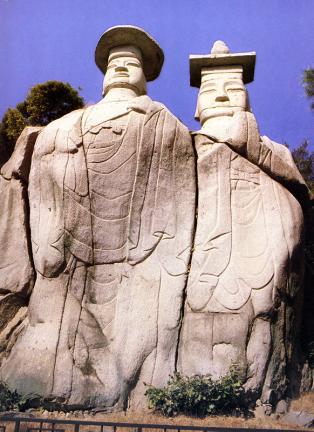 파주 용미리 마애이불입상