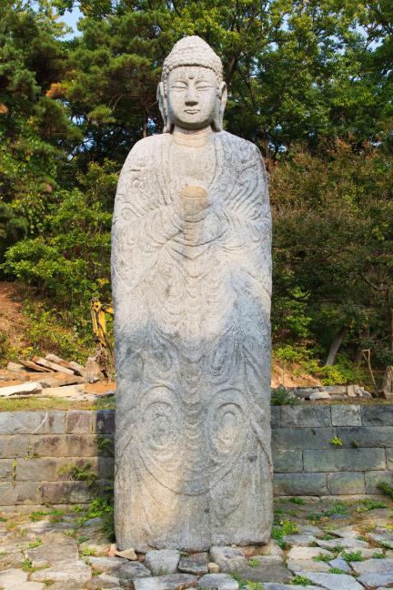아산 평촌리 석조약사여래입상 (촬영년도 : 2015년)